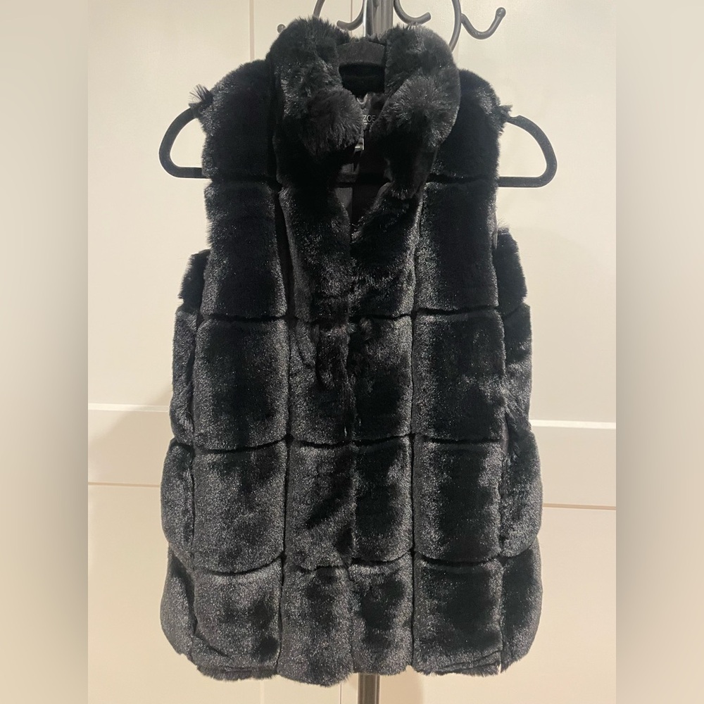 Rachel Zoe black faux fur vest - sz S